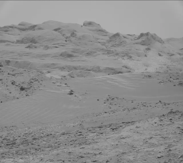 Sol 4086: Mast Camera (Mastcam)