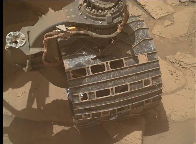 Sol 4088: Mars Hand Lens Imager (MAHLI)
