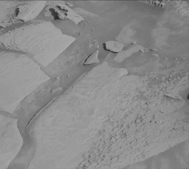 Sol 4089: Mast Camera (Mastcam)