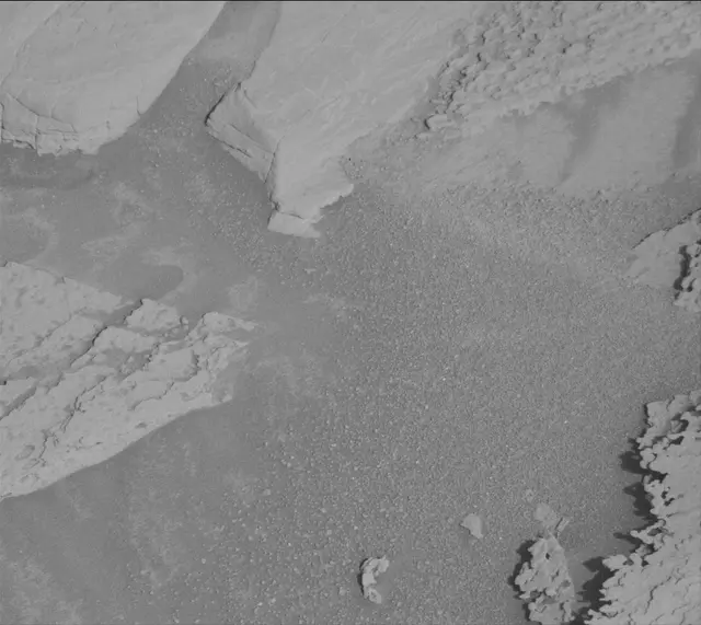Sol 4089: Mast Camera (Mastcam)