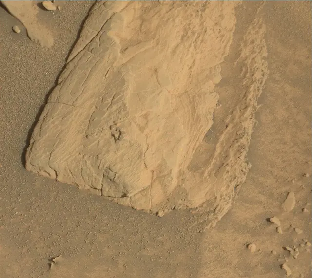 Sol 4089: Mast Camera (Mastcam)