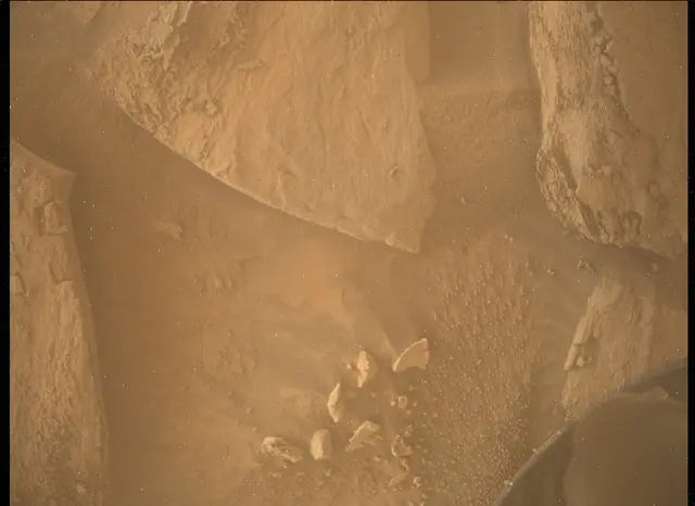 Sol 4089: Mars Descent Imager (MARDI)