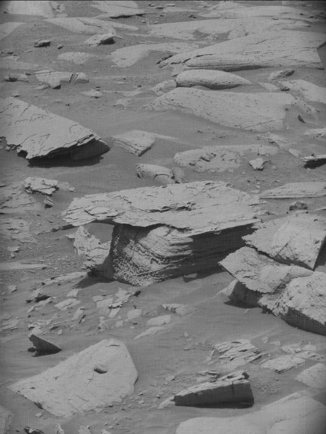 Sol 4093: Mast Camera (Mastcam)