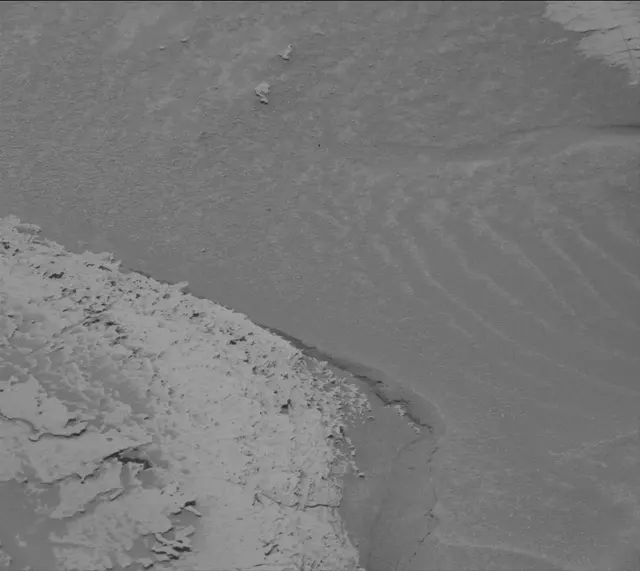 Sol 4093: Mast Camera (Mastcam)