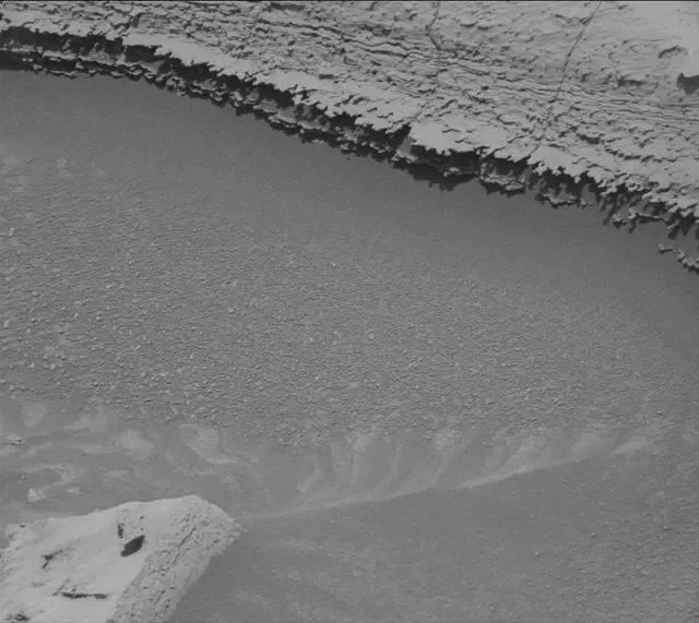 Sol 4093: Mast Camera (Mastcam)