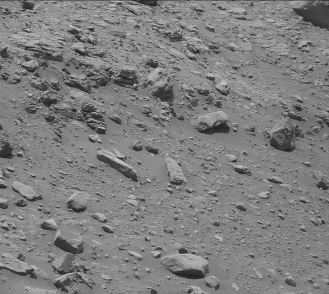 Sol 4093: Mast Camera (Mastcam)