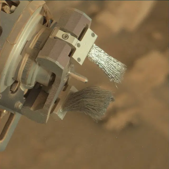 Sol 4093: Mast Camera (Mastcam)