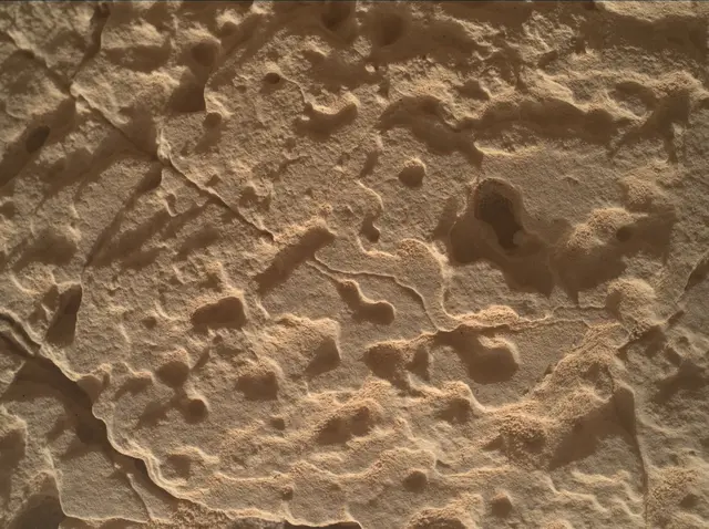Sol 4093: Mars Hand Lens Imager (MAHLI)