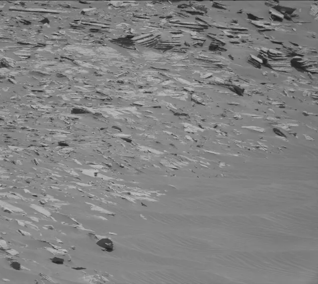 Sol 4094: Mast Camera (Mastcam)