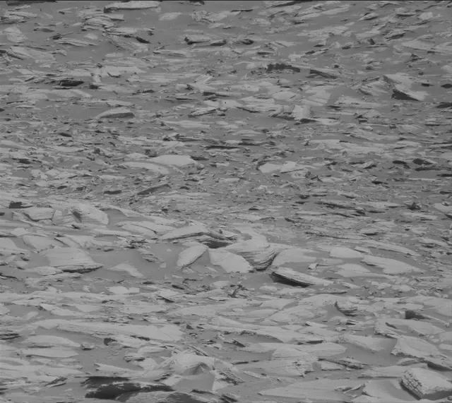 Sol 4094: Mast Camera (Mastcam)