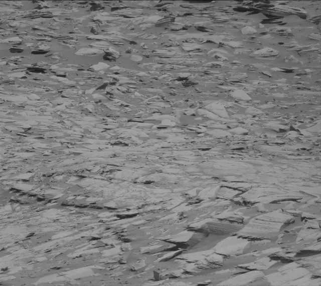 Sol 4094: Mast Camera (Mastcam)