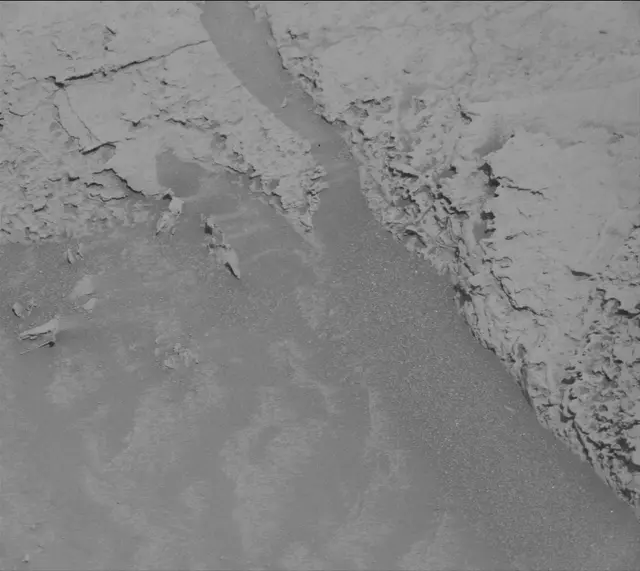 Sol 4094: Mast Camera (Mastcam)