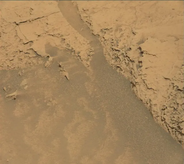 Sol 4094: Mast Camera (Mastcam)