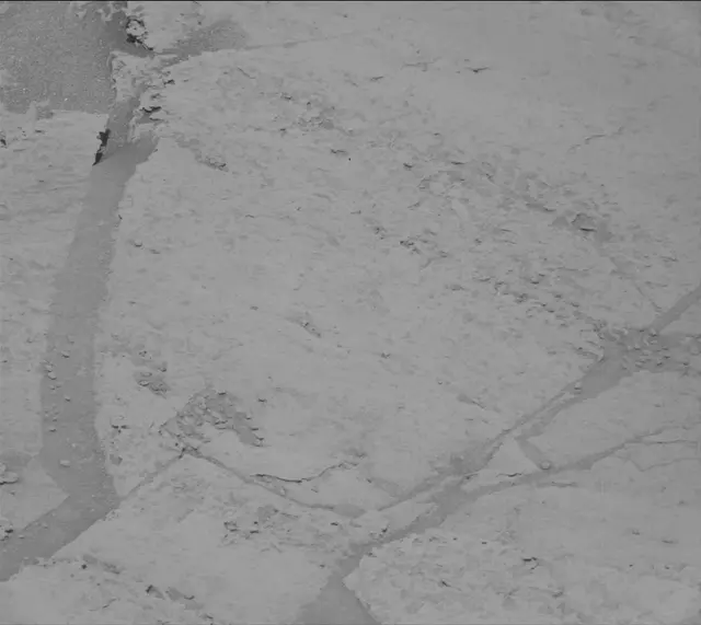 Sol 4094: Mast Camera (Mastcam)