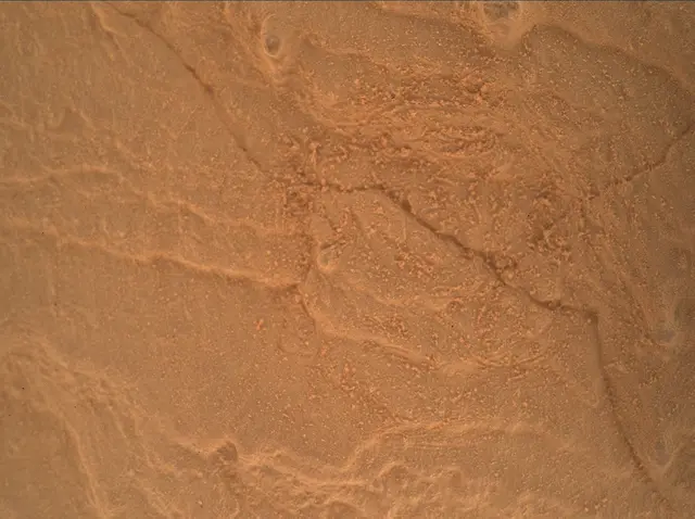 Sol 4098: Mars Hand Lens Imager (MAHLI)