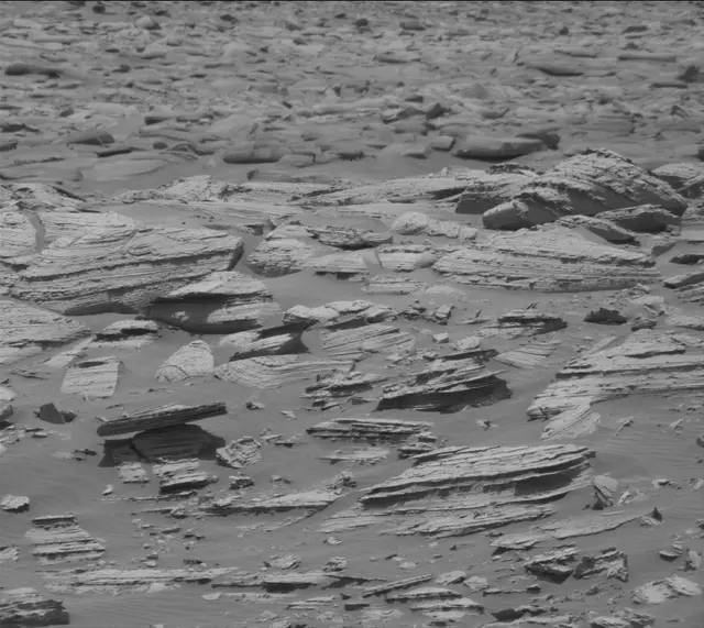 Sol 4100: Mast Camera (Mastcam)