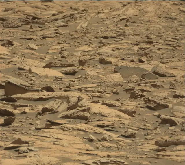 Sol 4102: Mast Camera (Mastcam)