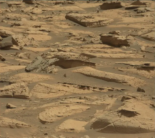 Sol 4102: Mast Camera (Mastcam)