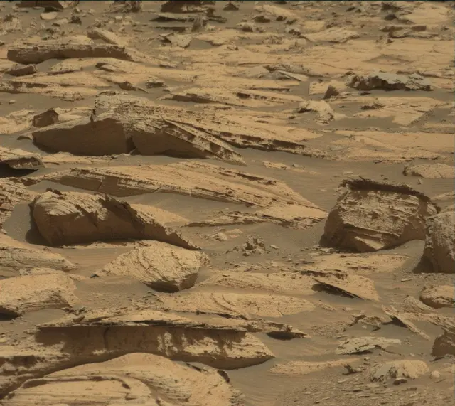 Sol 4102: Mast Camera (Mastcam)