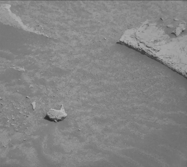 Sol 4102: Mast Camera (Mastcam)