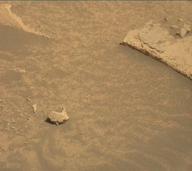 Sol 4102: Mast Camera (Mastcam)