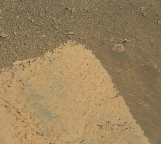 Sol 4102: Mast Camera (Mastcam)