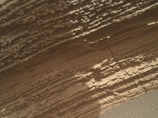Sol 4105: Mars Hand Lens Imager (MAHLI)
