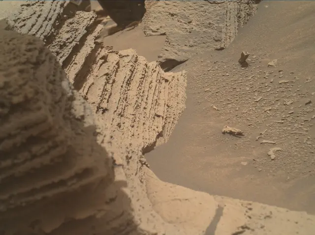 Sol 4105: Mars Hand Lens Imager (MAHLI)