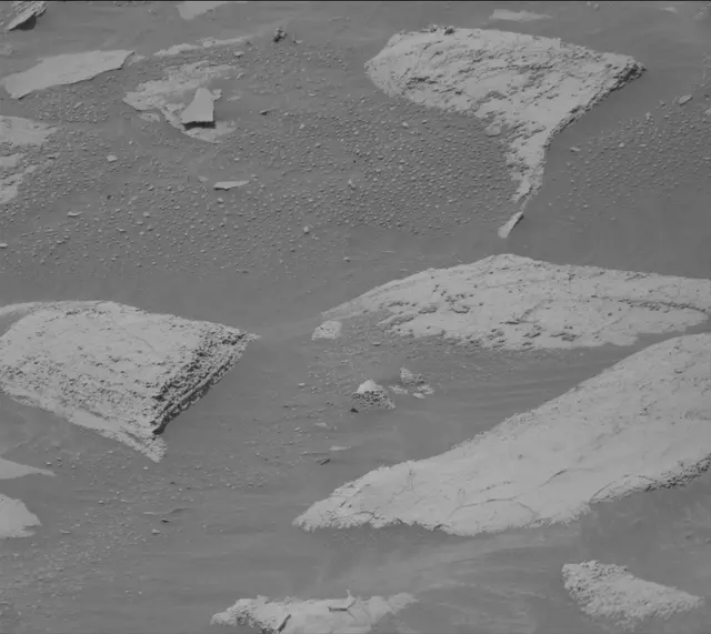 Sol 4112: Mast Camera (Mastcam)