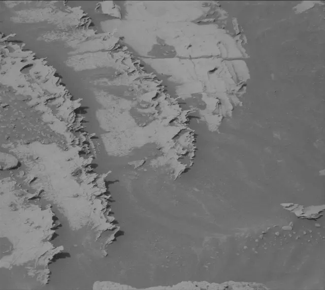 Sol 4113: Mast Camera (Mastcam)