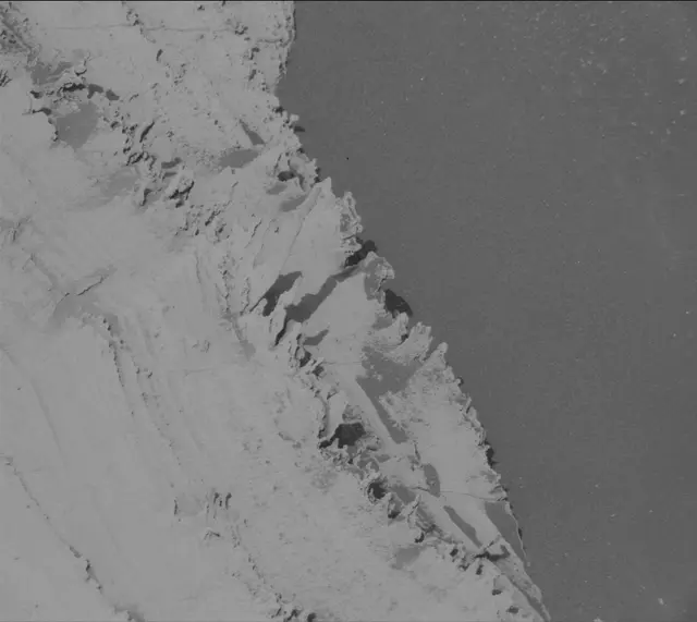 Sol 4113: Mast Camera (Mastcam)