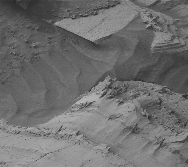 Sol 4116: Mast Camera (Mastcam)