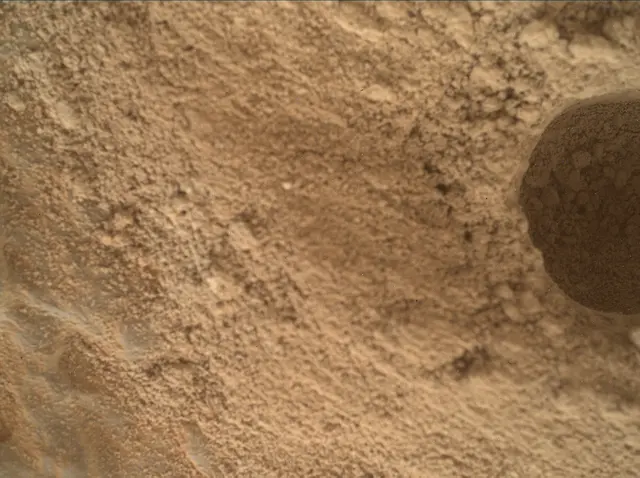 Sol 4116: Mars Hand Lens Imager (MAHLI)