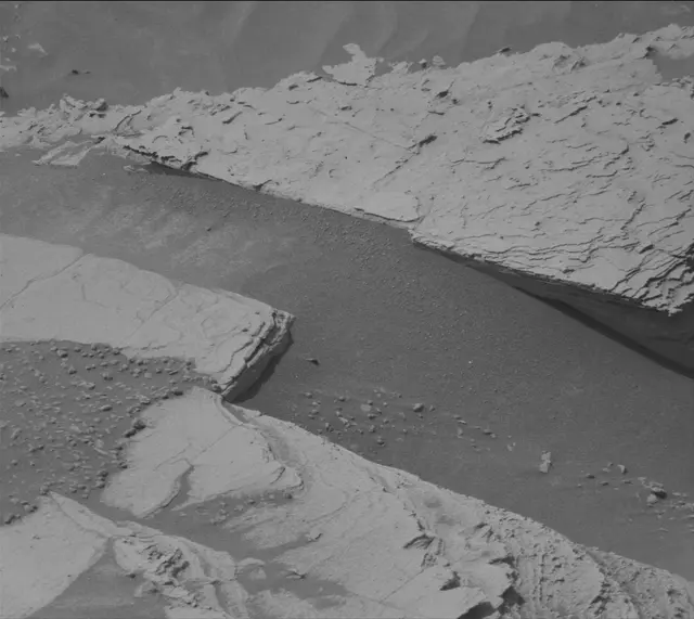 Sol 4117: Mast Camera (Mastcam)
