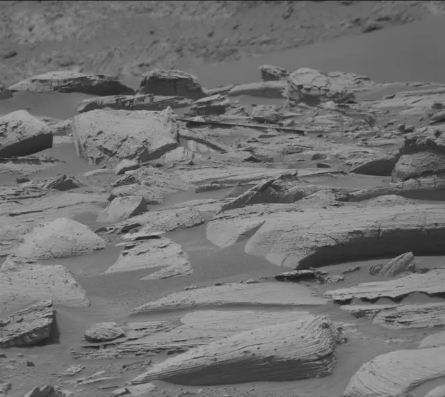 Sol 4121: Mast Camera (Mastcam)