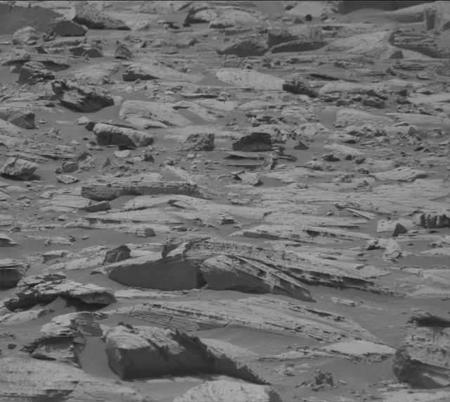 Sol 4121: Mast Camera (Mastcam)
