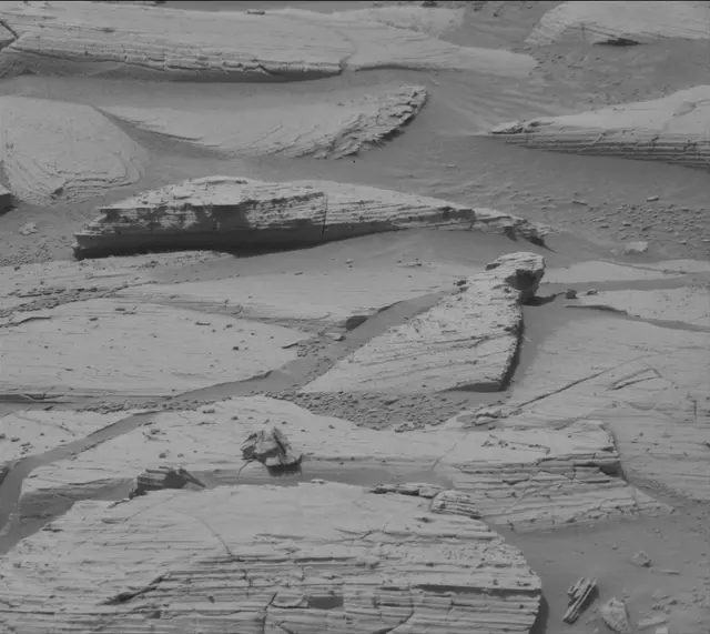Sol 4121: Mast Camera (Mastcam)