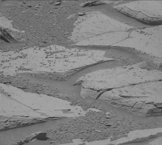 Sol 4121: Mast Camera (Mastcam)