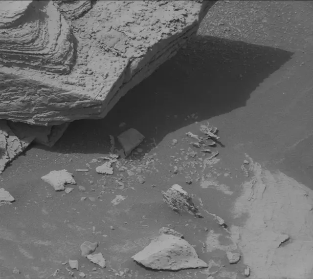 Sol 4127: Mast Camera (Mastcam)