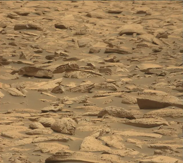 Sol 4128: Mast Camera (Mastcam)