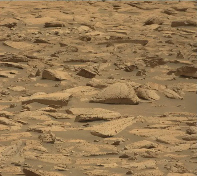 Sol 4128: Mast Camera (Mastcam)