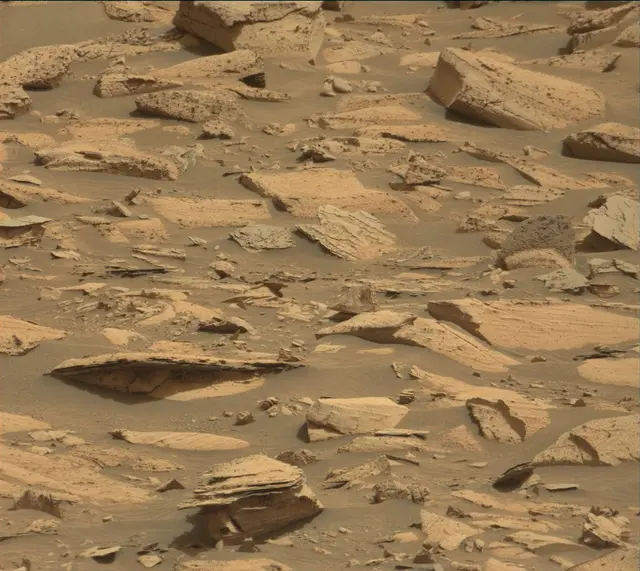 Sol 4128: Mast Camera (Mastcam)