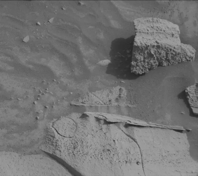 Sol 4130: Mast Camera (Mastcam)