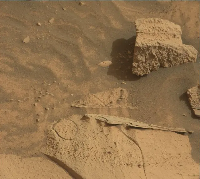 Sol 4130: Mast Camera (Mastcam)