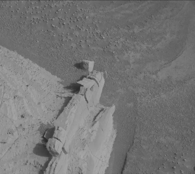 Sol 4130: Mast Camera (Mastcam)
