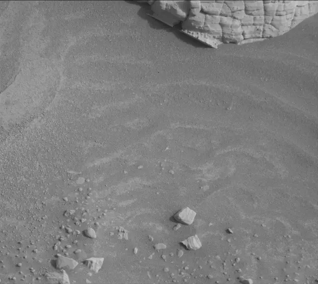 Sol 4130: Mast Camera (Mastcam)