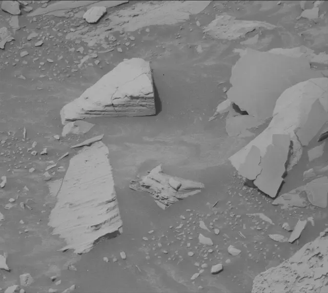 Sol 4132: Mast Camera (Mastcam)