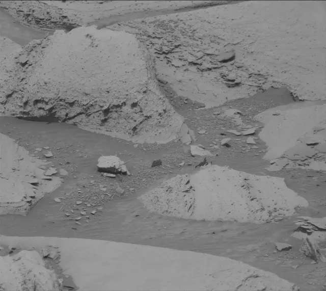 Sol 4132: Mast Camera (Mastcam)