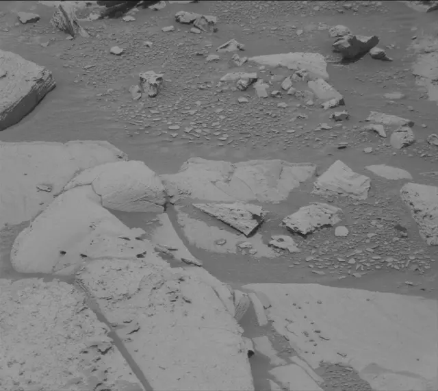 Sol 4132: Mast Camera (Mastcam)