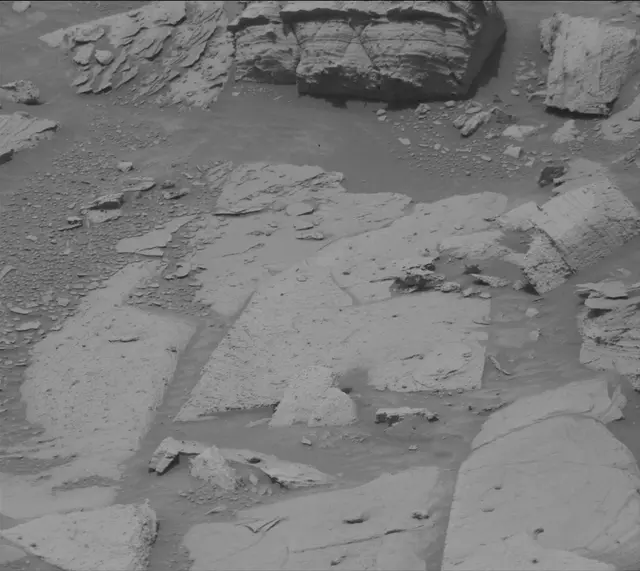 Sol 4132: Mast Camera (Mastcam)